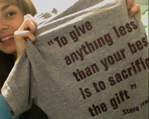 Fuelism #239: Fuelisms : To give anything less than your best is to sacrifice the gift: Fuelisms : To give anything less than your best is to sacrifice the gift